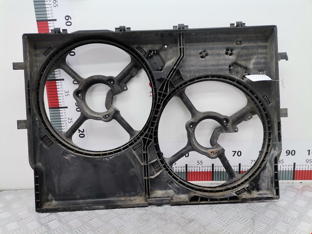 Диффузор (кожух) вентилятора CITROEN Jumper 250 2006-н.в.