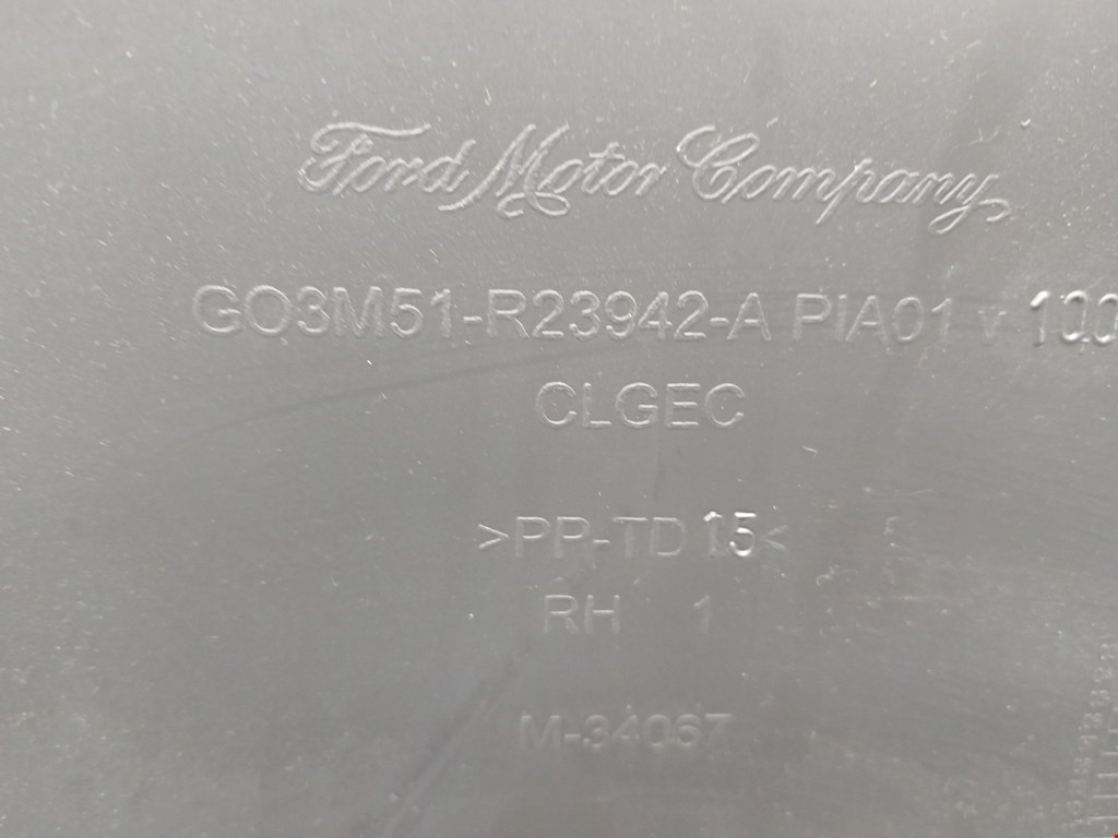 Обшивка двери передняя правая FORD C-MAX 2003-2010