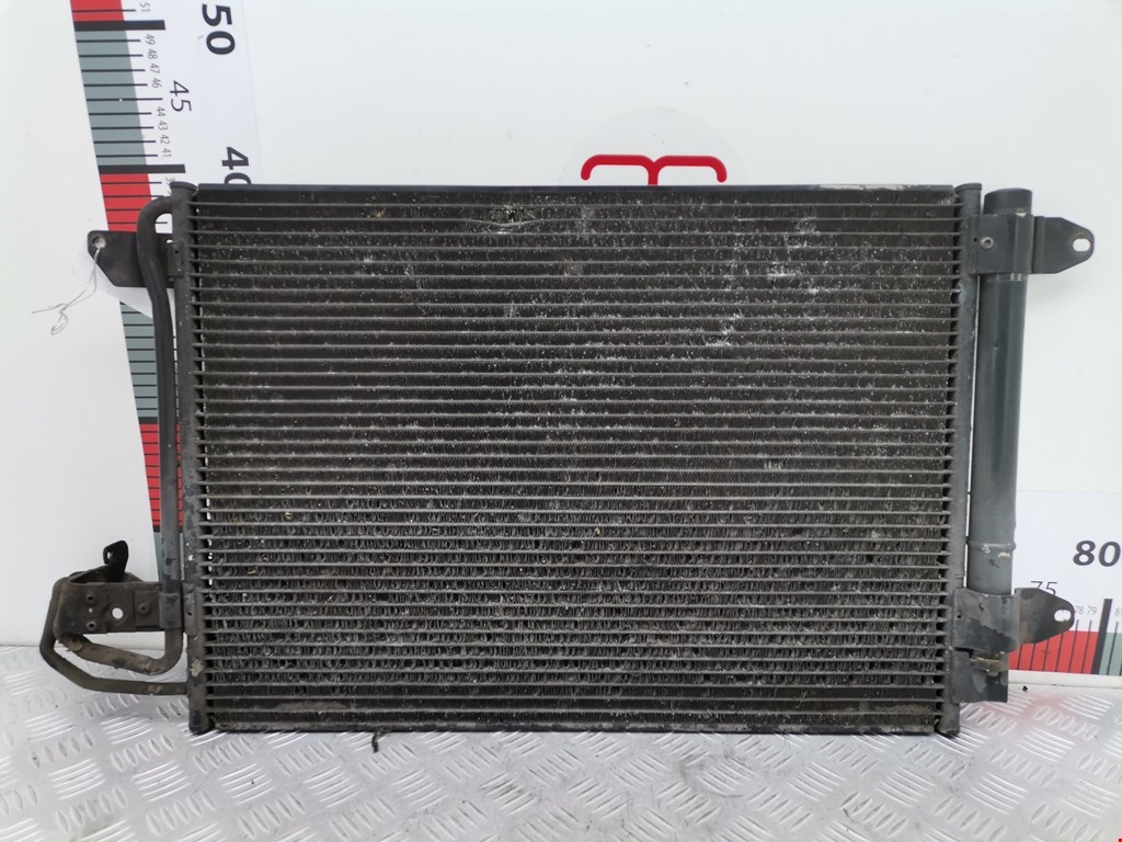Радиатор кондиционера VOLKSWAGEN Golf V 2003-2009