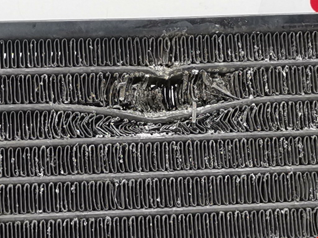 Радиатор кондиционера VOLKSWAGEN Golf V 2003-2009