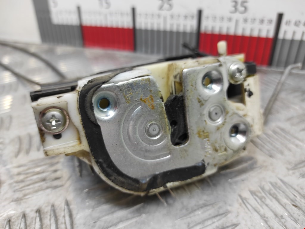 Замок двери задней левой MITSUBISHI Outlander XL 2006-2012