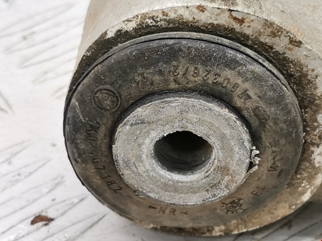 Рычаг передний правый VOLKSWAGEN Tiguan 2007-2016