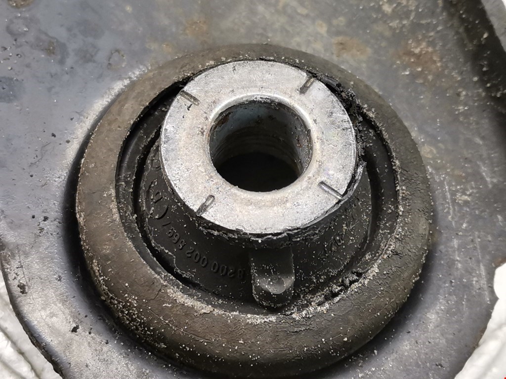 Рычаг передний правый NISSAN Micra K11 1992-2002