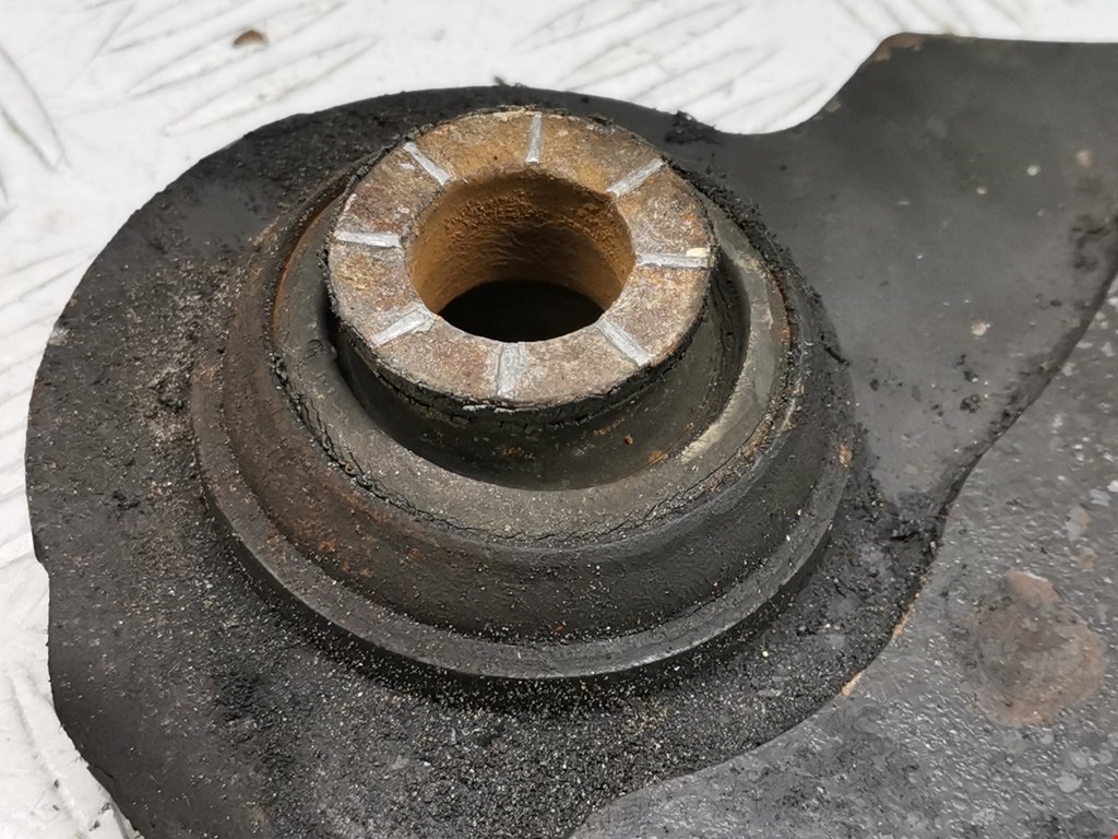 Рычаг передний правый NISSAN Micra K11 1992-2002