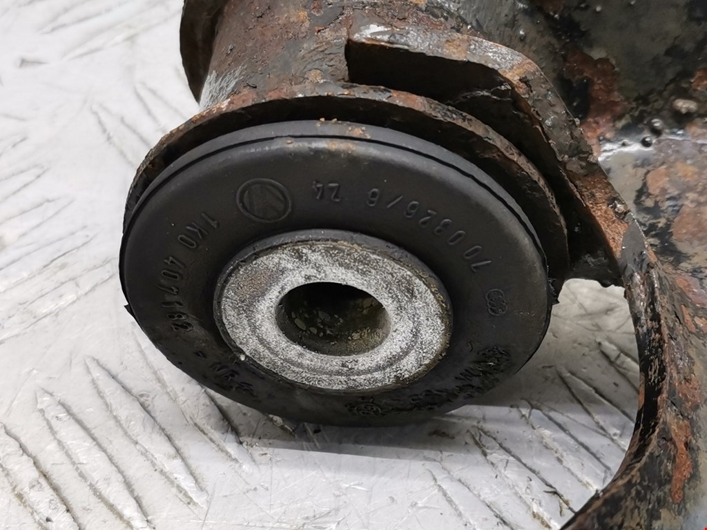 Рычаг передний левый VOLKSWAGEN Scirocco III 2008-2017