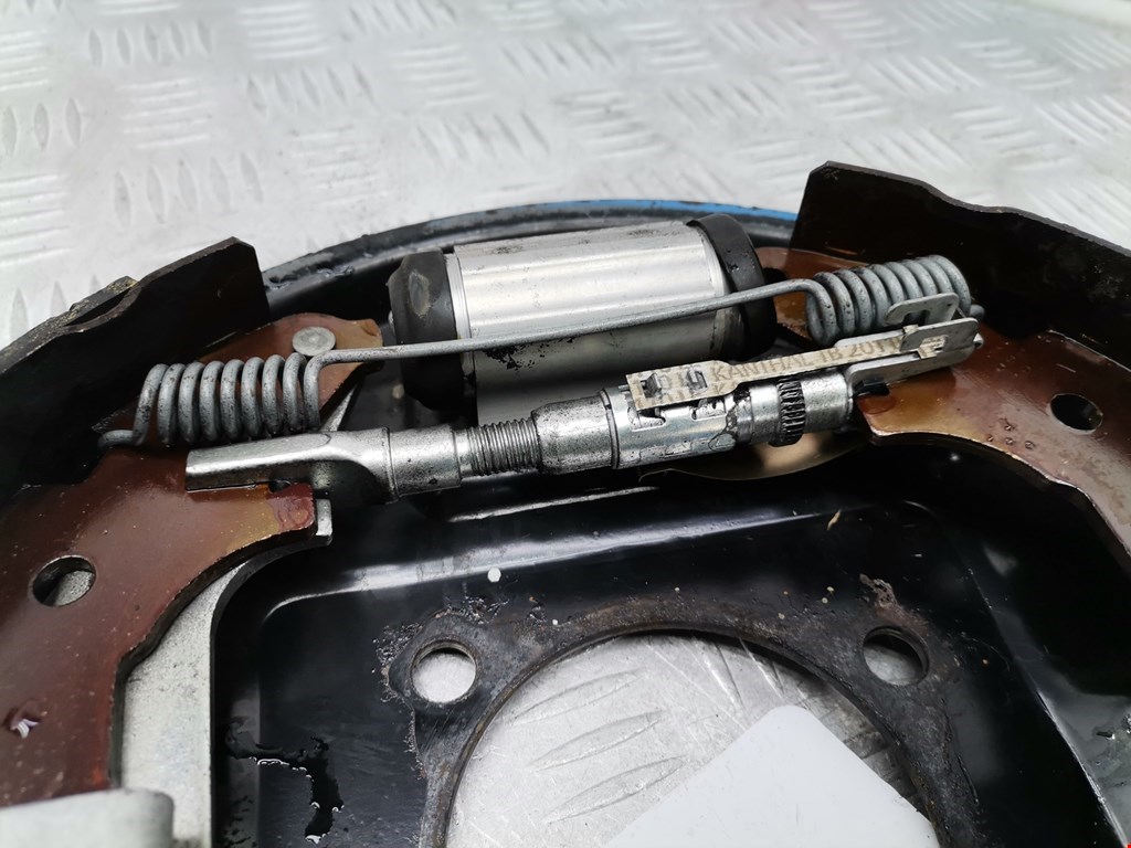 Механизм ручного тормоза (ручника) FORD Focus II 2005-2011