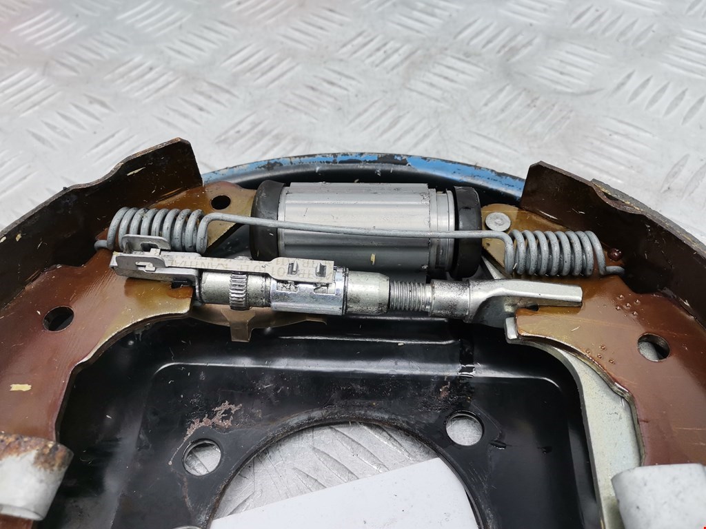 Механизм ручного тормоза (ручника) FORD Focus II 2005-2011