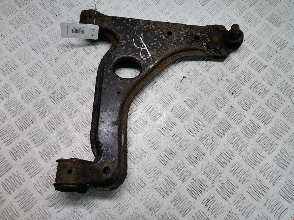 Рычаг передний правый OPEL Astra H/Family 2004-2015