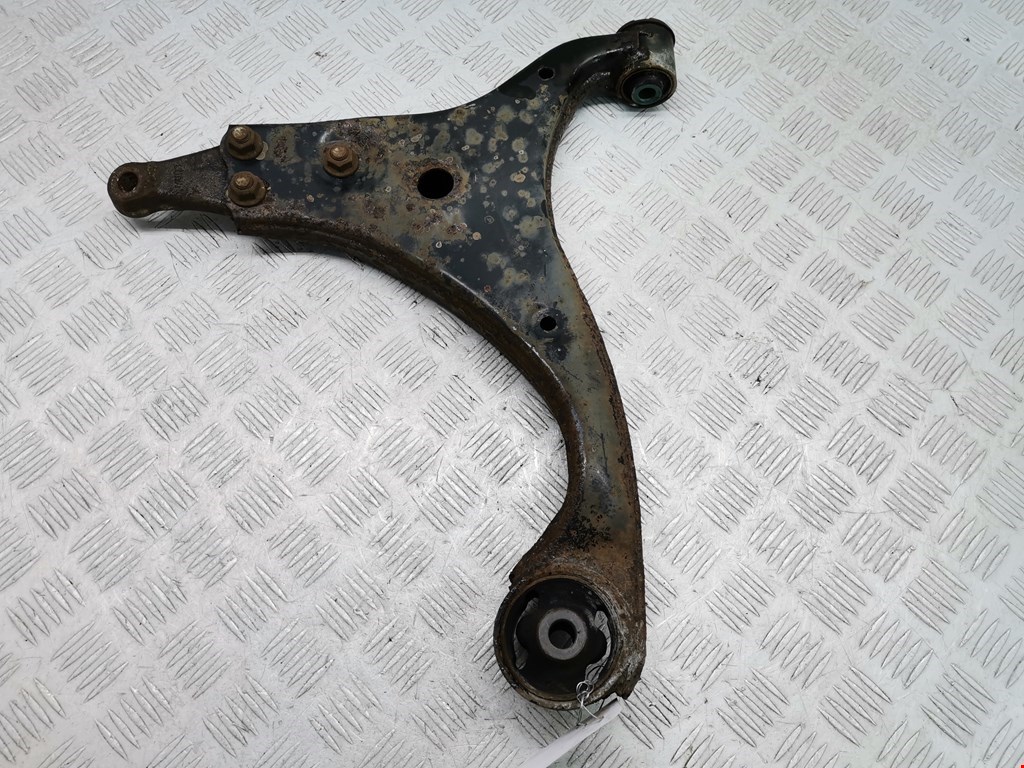 Рычаг передний левый KIA Carens 2006-2012