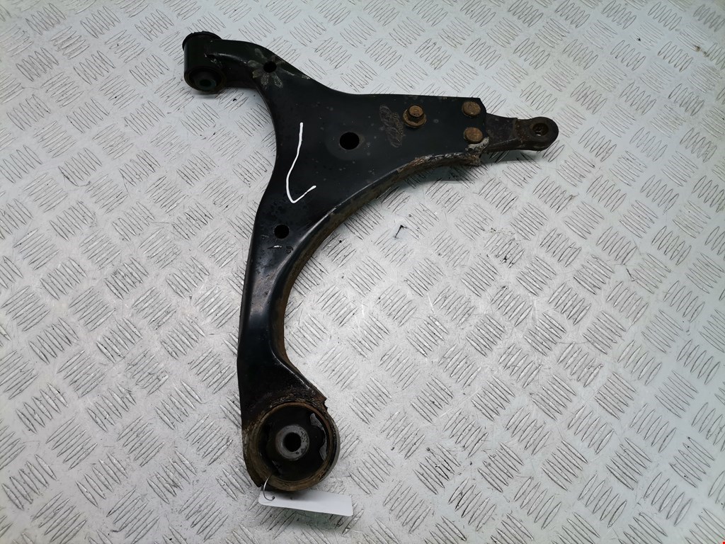 Рычаг передний левый KIA Carens 2006-2012