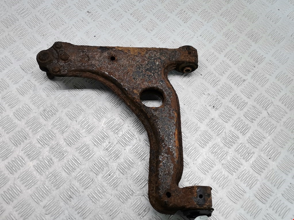 Рычаг передний правый OPEL Astra H/Family 2004-2015