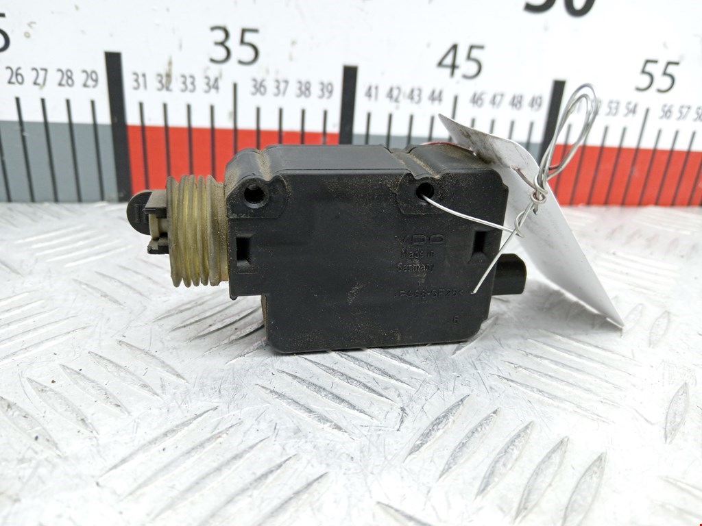 Активатор замка двери OPEL Combo C 2001-2011