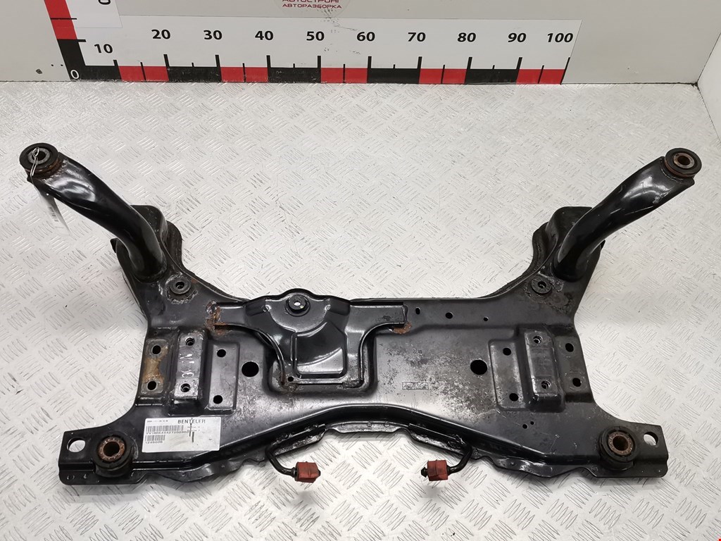 Балка передняя подрамник Volvo C30 1 (2006-2013)