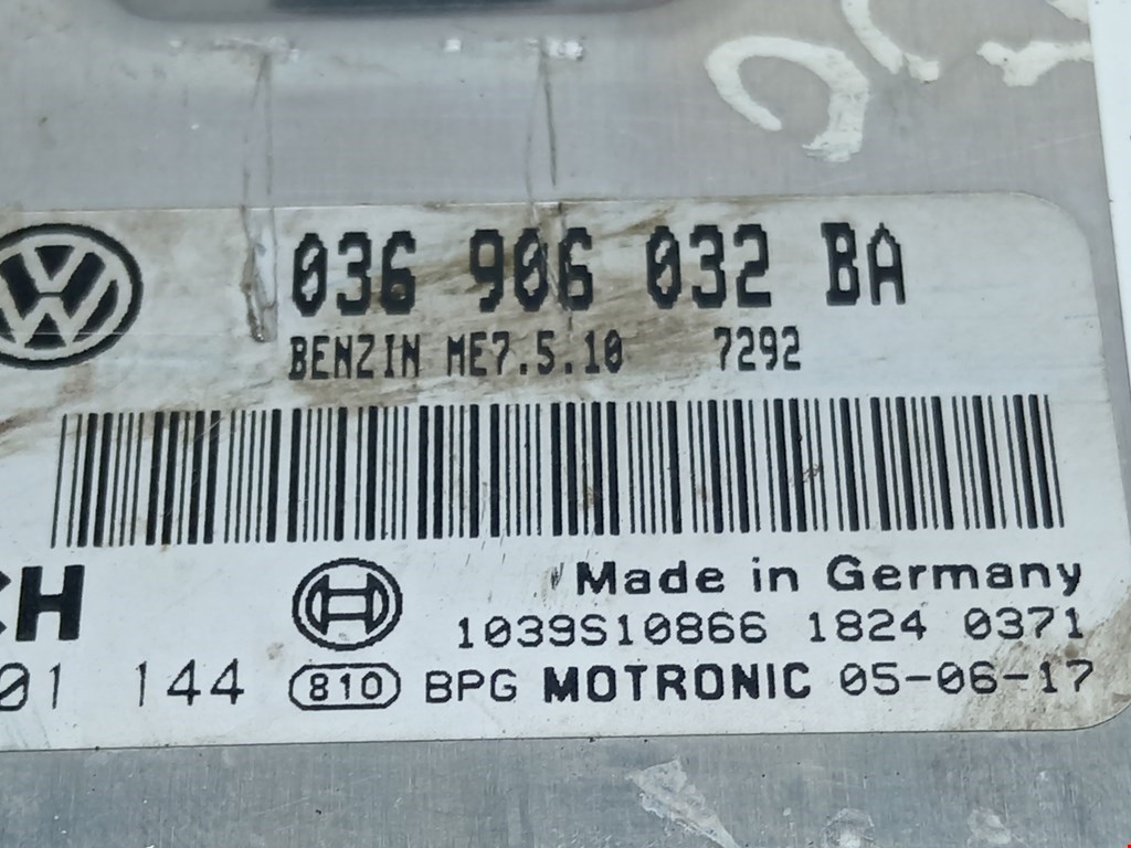 Блок управления двигателя (ЭБУ) VOLKSWAGEN Golf V 2003-2009