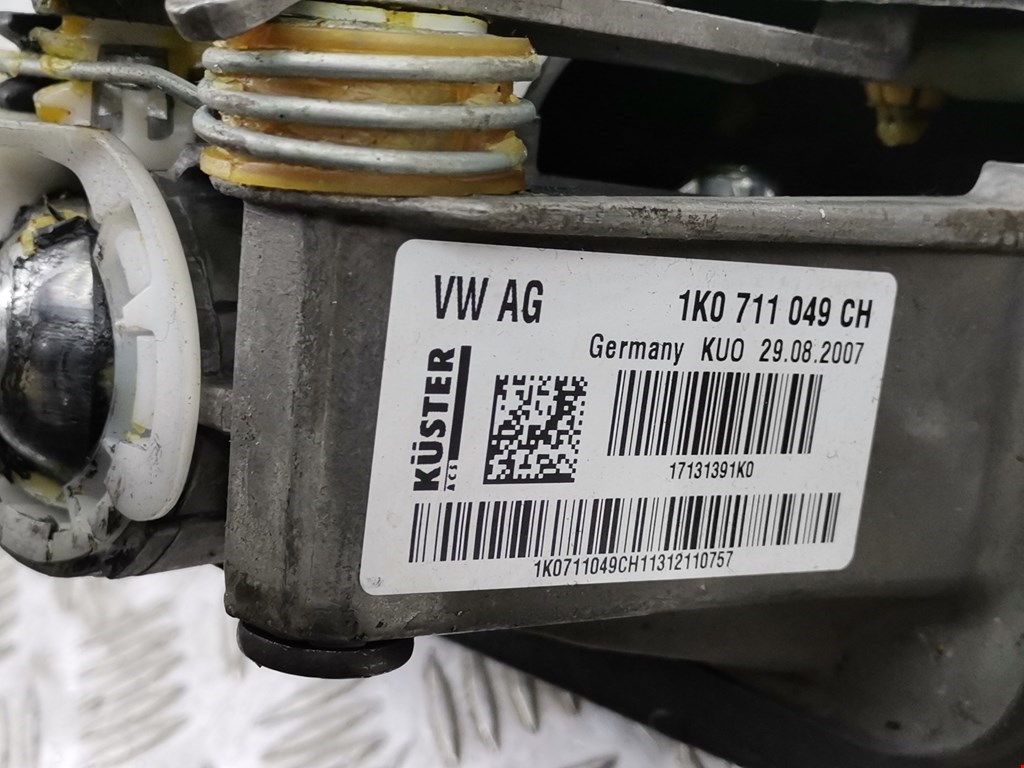 Кулиса (селектор) АКПП/МКПП в салоне SKODA Octavia A5 1Z- 2004-2013