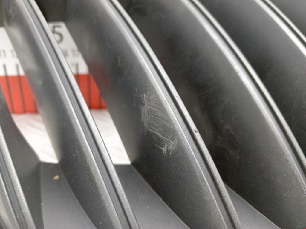 Решетка радиатора SKODA Octavia A5 1Z- 2004-2013