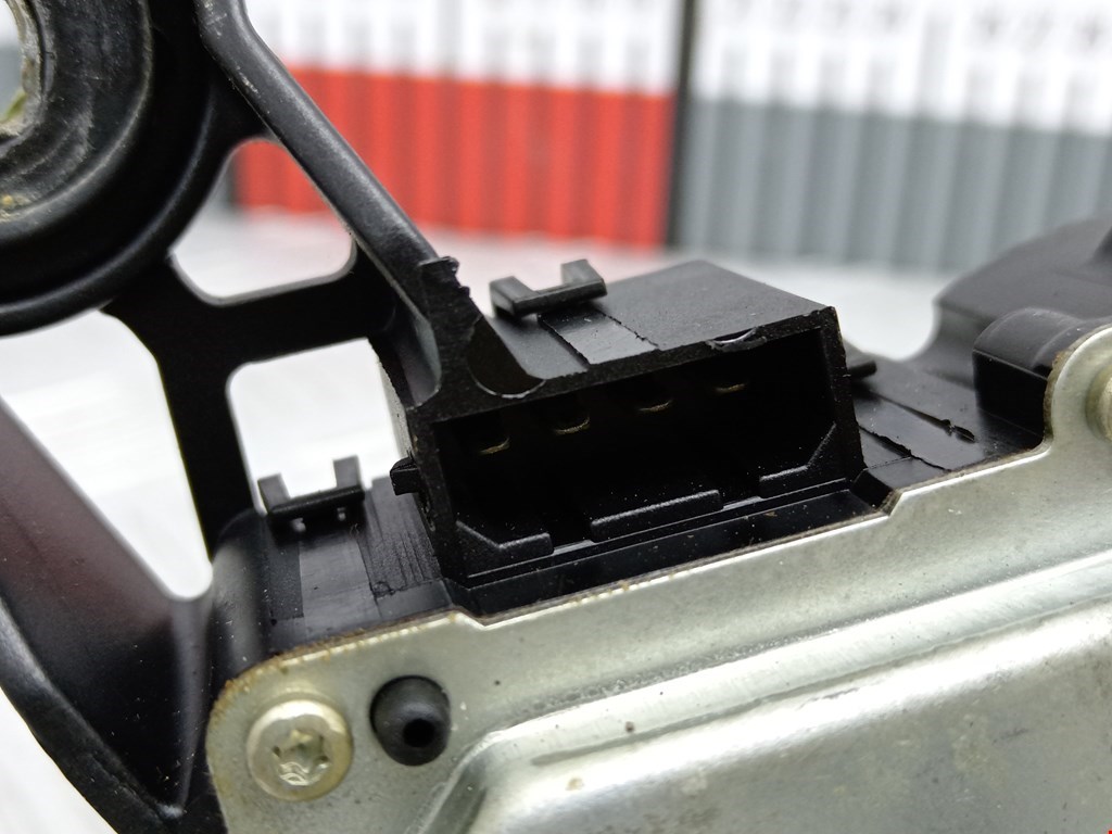 Моторчик стеклоочистителя задний VOLKSWAGEN Polo IV 2001-2009