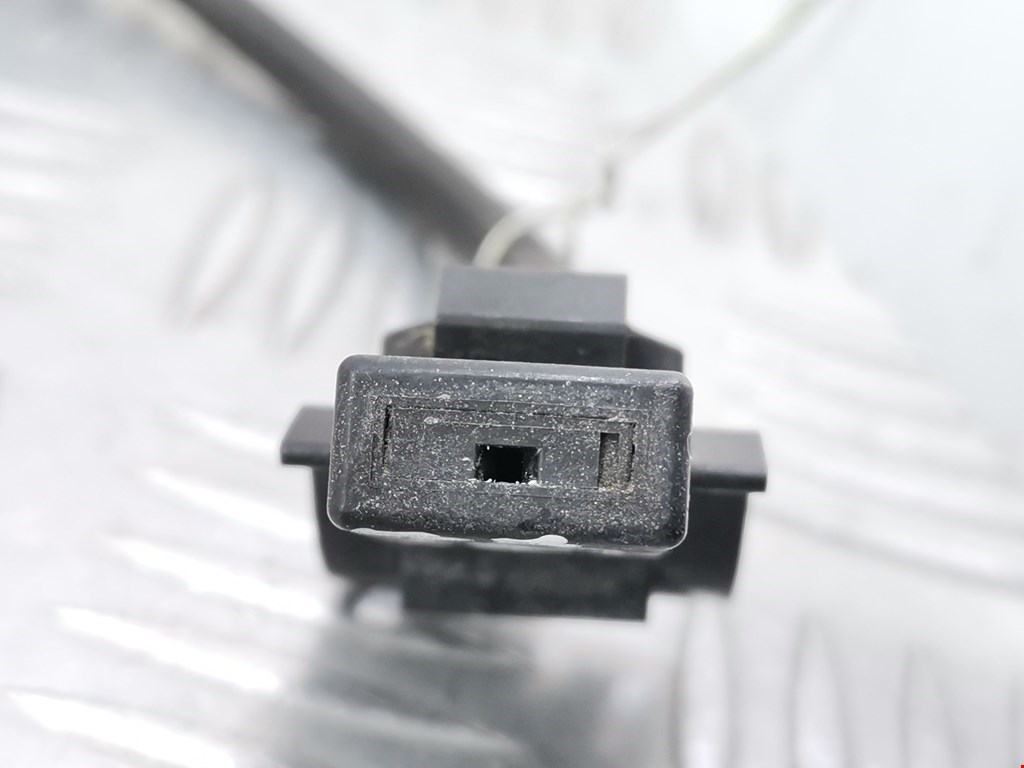 Форсунка омывателя лобового стекла OPEL Combo C 2001-2011