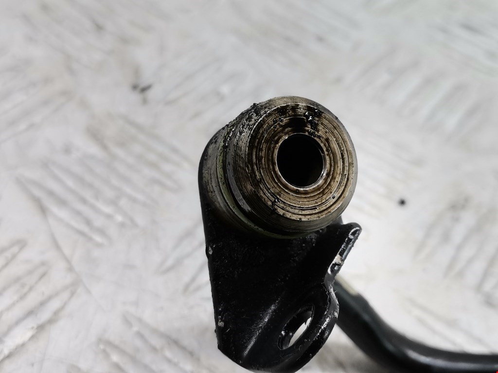 Трубка нагнетателя VOLKSWAGEN Passat B5 1997-2005