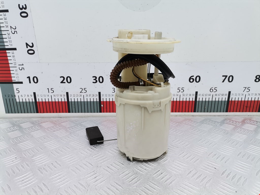 Насос топливный (электрический) VOLKSWAGEN Golf V 2003-2009