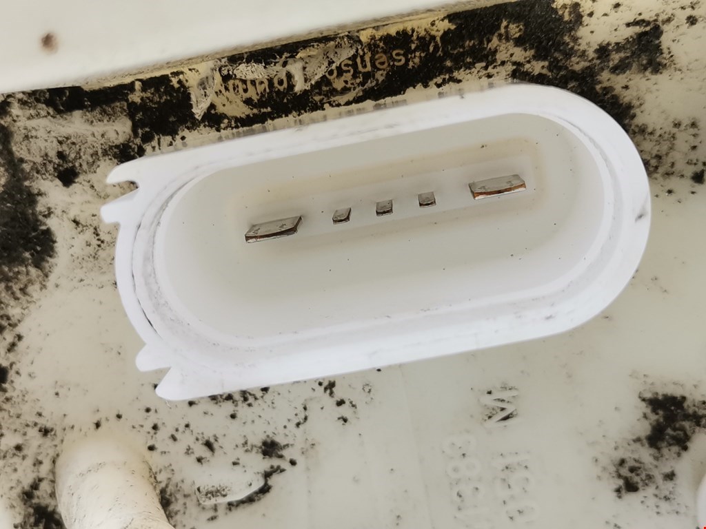 Насос топливный (электрический) VOLKSWAGEN Golf V 2003-2009