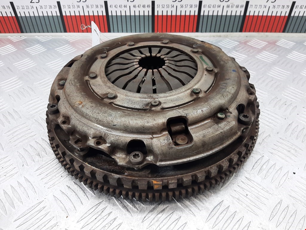 Маховик (демпфер сцепления) CITROEN C5 I 2001-2008