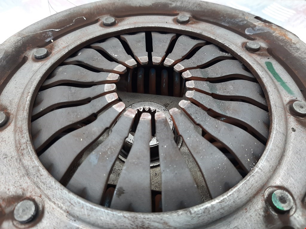 Маховик (демпфер сцепления) CITROEN C5 I 2001-2008