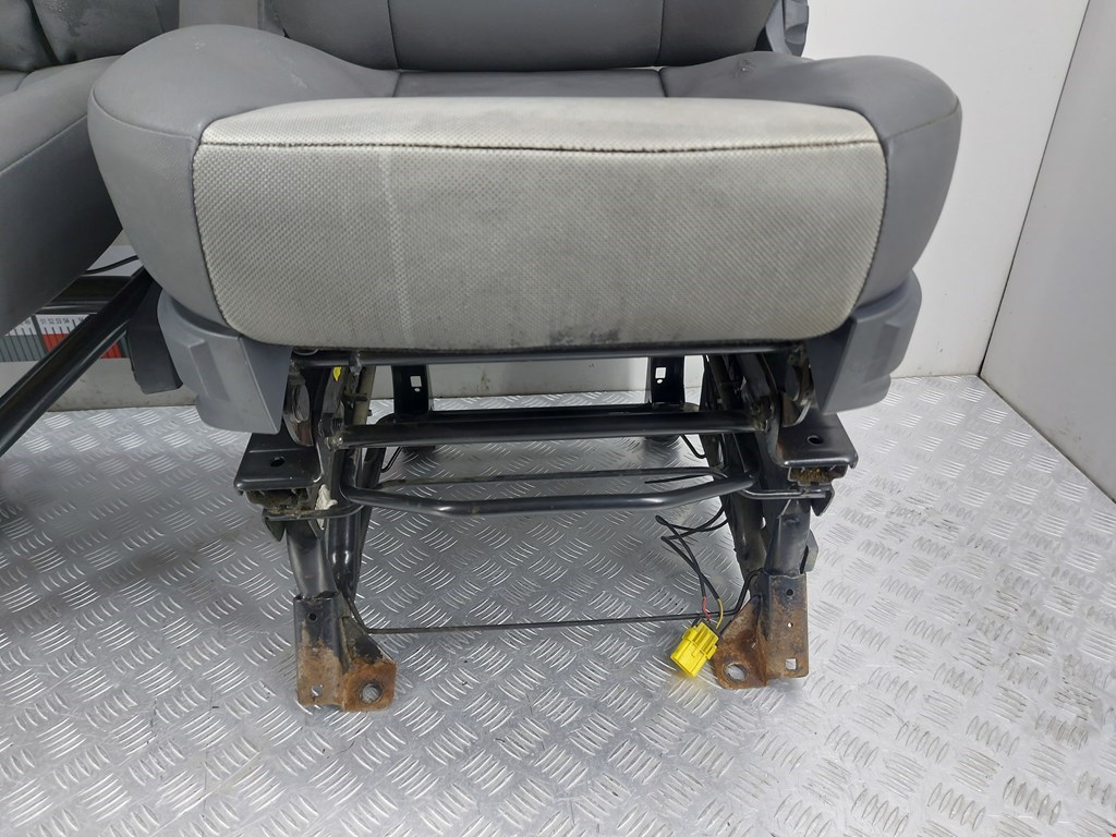 Комплект (К-кт) сидений CITROEN Jumper 250 2006-н.в.