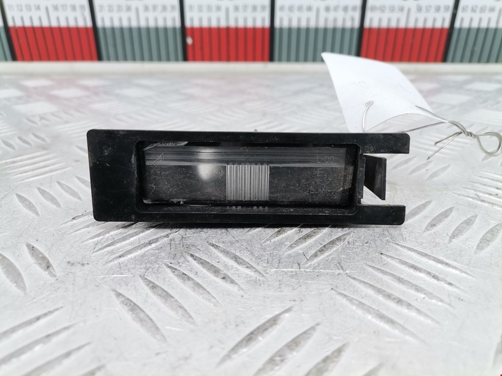 Фонарь подсветки номера FIAT Grande Punto 2005-2009