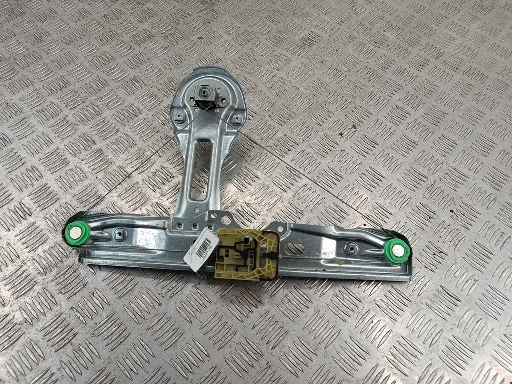 Стеклоподъемник механический двери задней левой Ford Focus 3 (2011-2019)