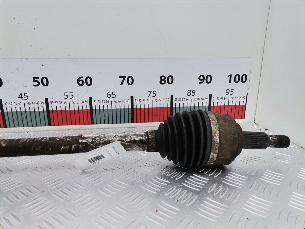 Полуось (привод, приводной вал) передняя правая RENAULT Scenic II 2003-2010