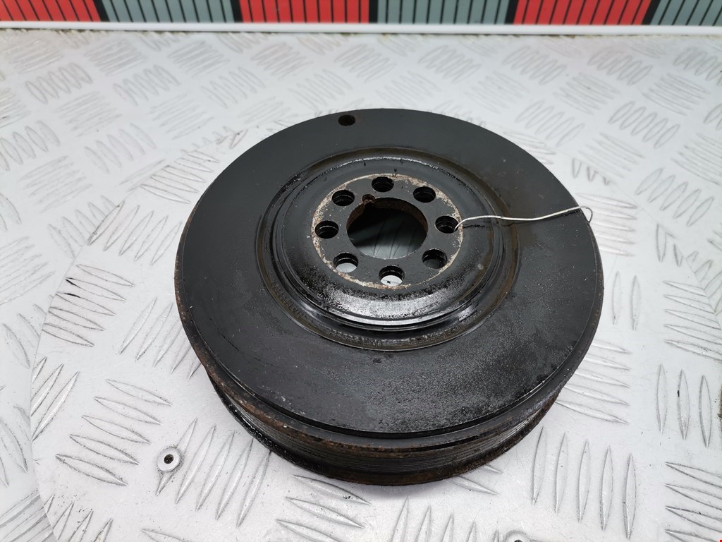 Шестерня коленвала (шкив) AUDI A8 D3 2003-2010