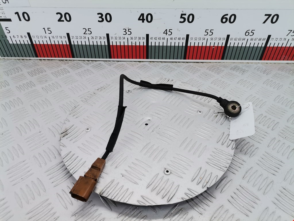 Датчик детонации AUDI A8 D3 2003-2010