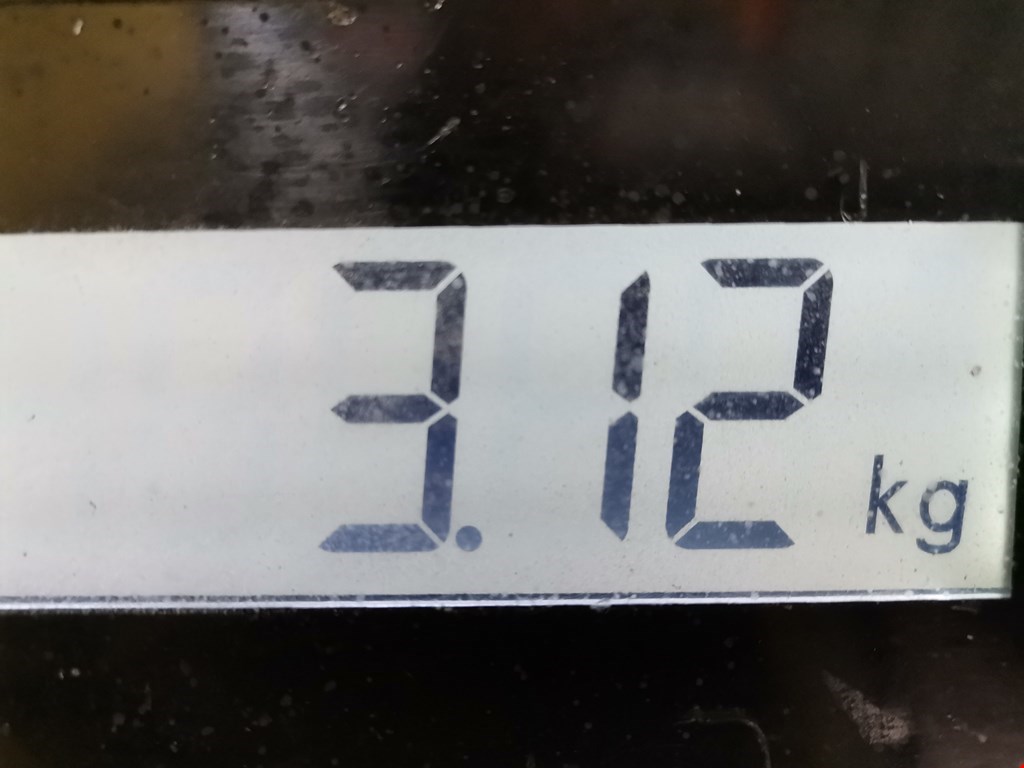 Корпус масляного фильтра AUDI A8 D3 2003-2010