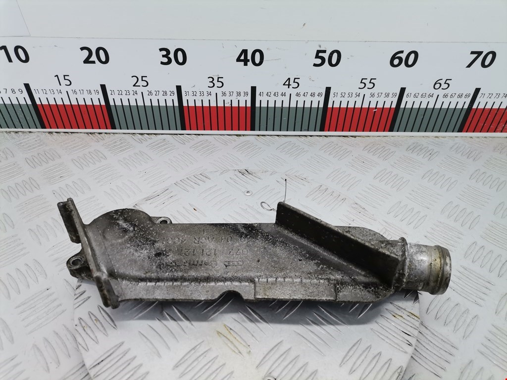 Тройник системы охлаждения AUDI A8 D3 2003-2010