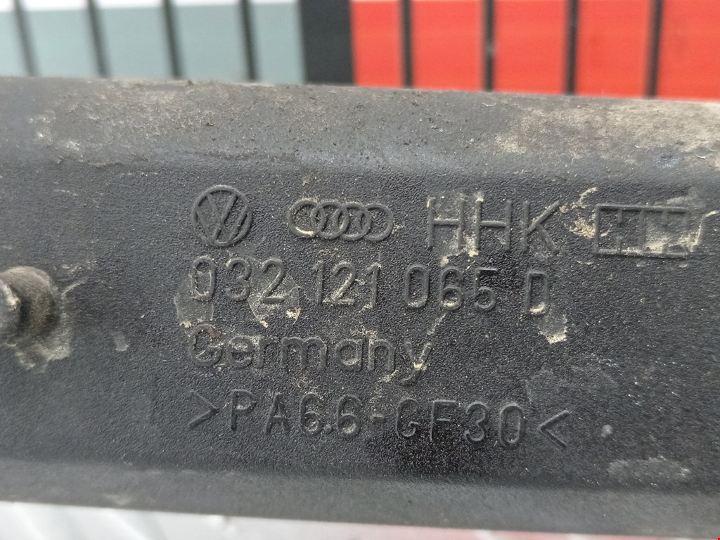 Патрубок VOLKSWAGEN Golf IV 1997-2003