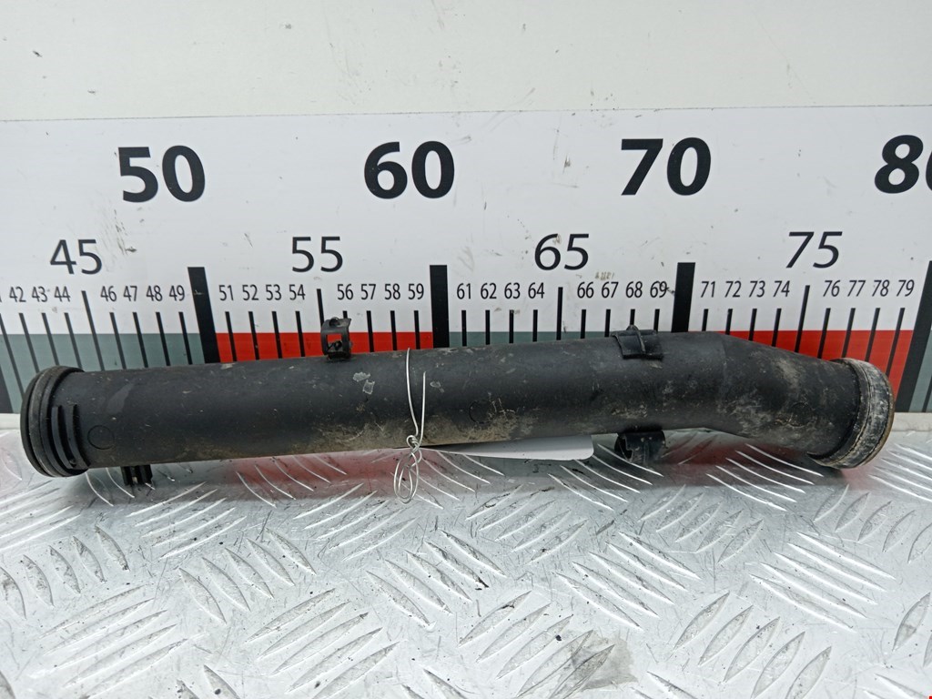 Патрубок VOLKSWAGEN Golf IV 1997-2003