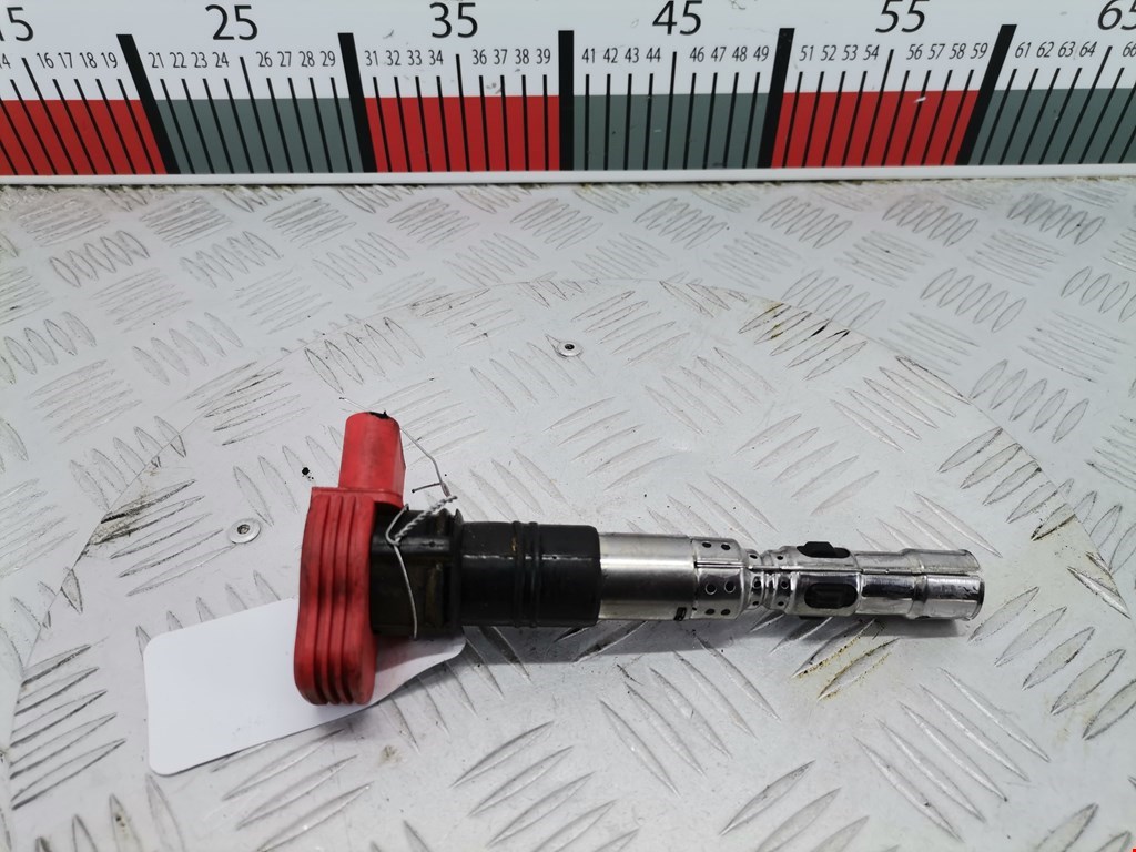 Катушка зажигания AUDI A8 D3 2003-2010