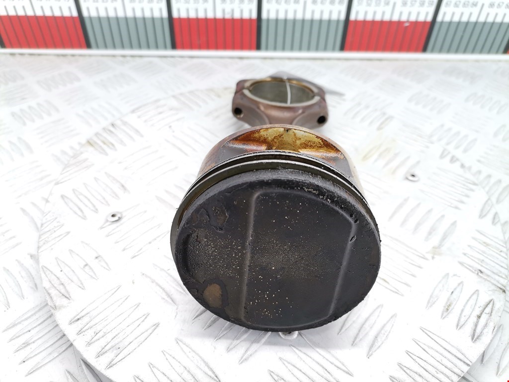 Поршень с шатуном AUDI A8 D3 2003-2010