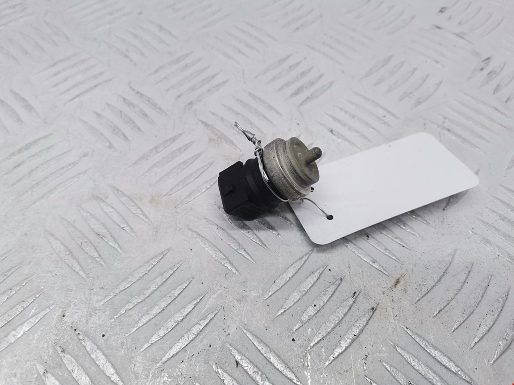 Датчик температуры (охлаждающей жидкости) RENAULT Scenic I 1996-2003