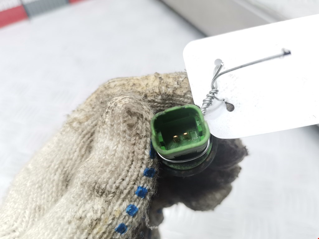 Датчик температуры (охлаждающей жидкости) FORD Focus II 2005-2011