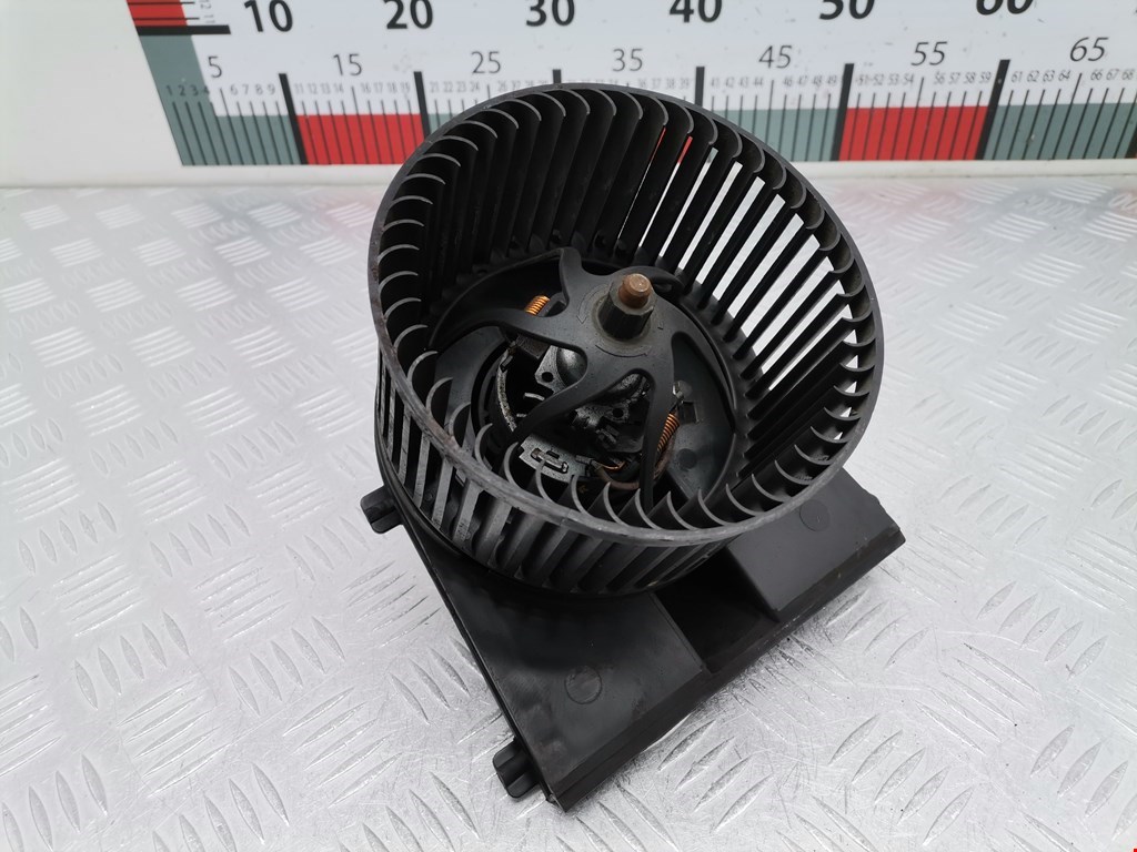 Моторчик (мотор) отопителя салона VOLKSWAGEN Lupo 1999-2005