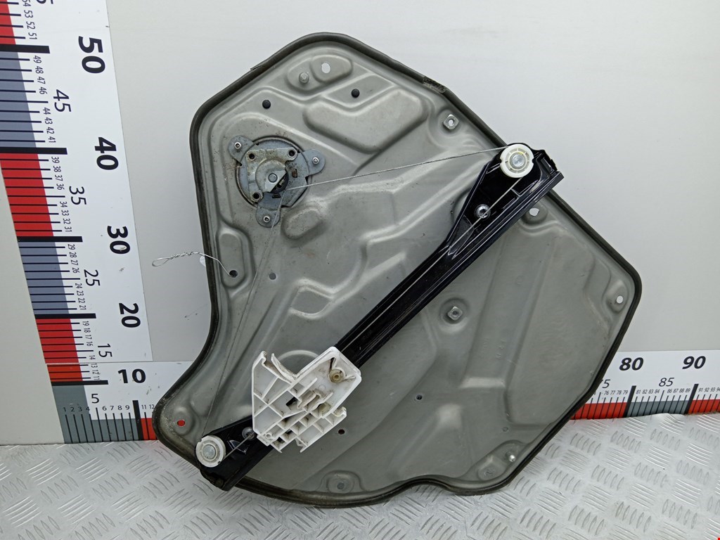 Стеклоподъемник задний левый SKODA Octavia A5 1Z- 2004-2013