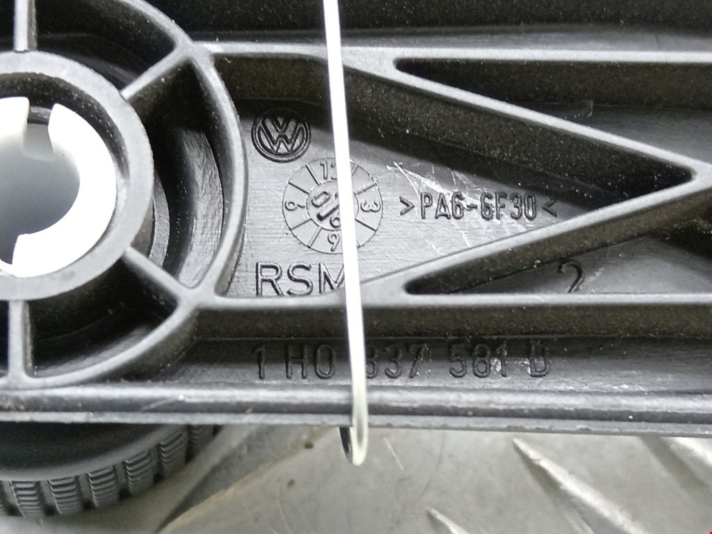 Ручка стеклоподъемника SKODA Octavia A5 1Z- 2004-2013