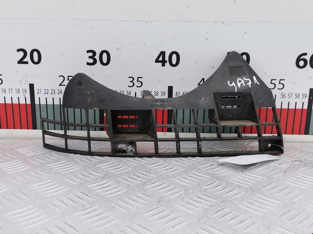 Кронштейн переднего бампера правый VOLKSWAGEN Lupo 1999-2005