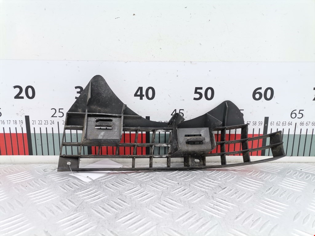 Кронштейн переднего бампера правый VOLKSWAGEN Lupo 1999-2005