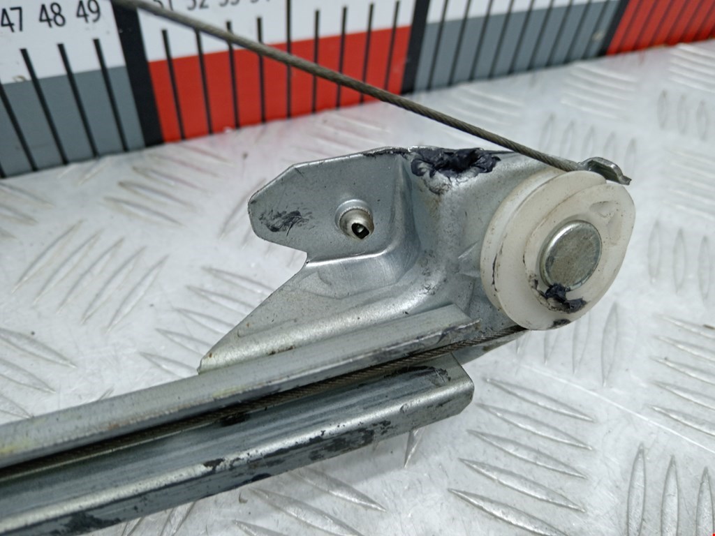 Стеклоподъемник задний левый OPEL Astra H/Family 2004-2015