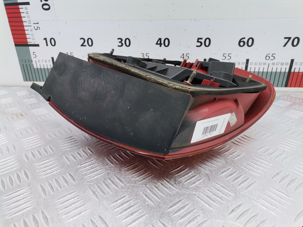 Фонарь задний правый AUDI A4 B5 1995-2001