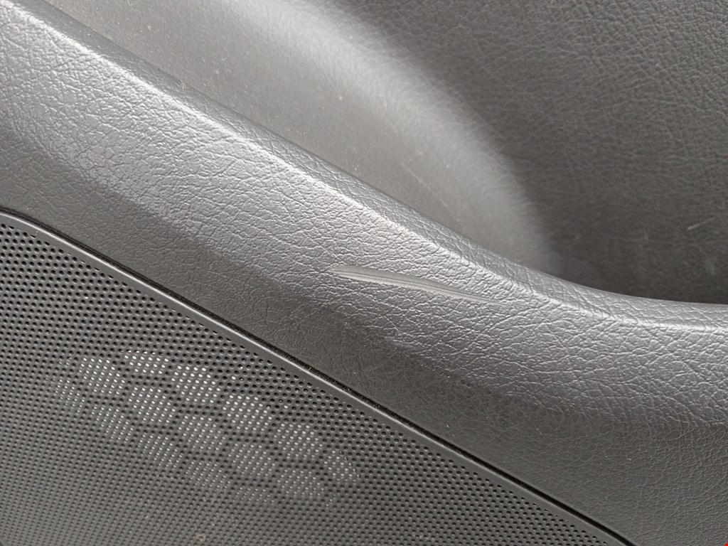 Обшивка двери задняя правая PEUGEOT 307 2001-2008