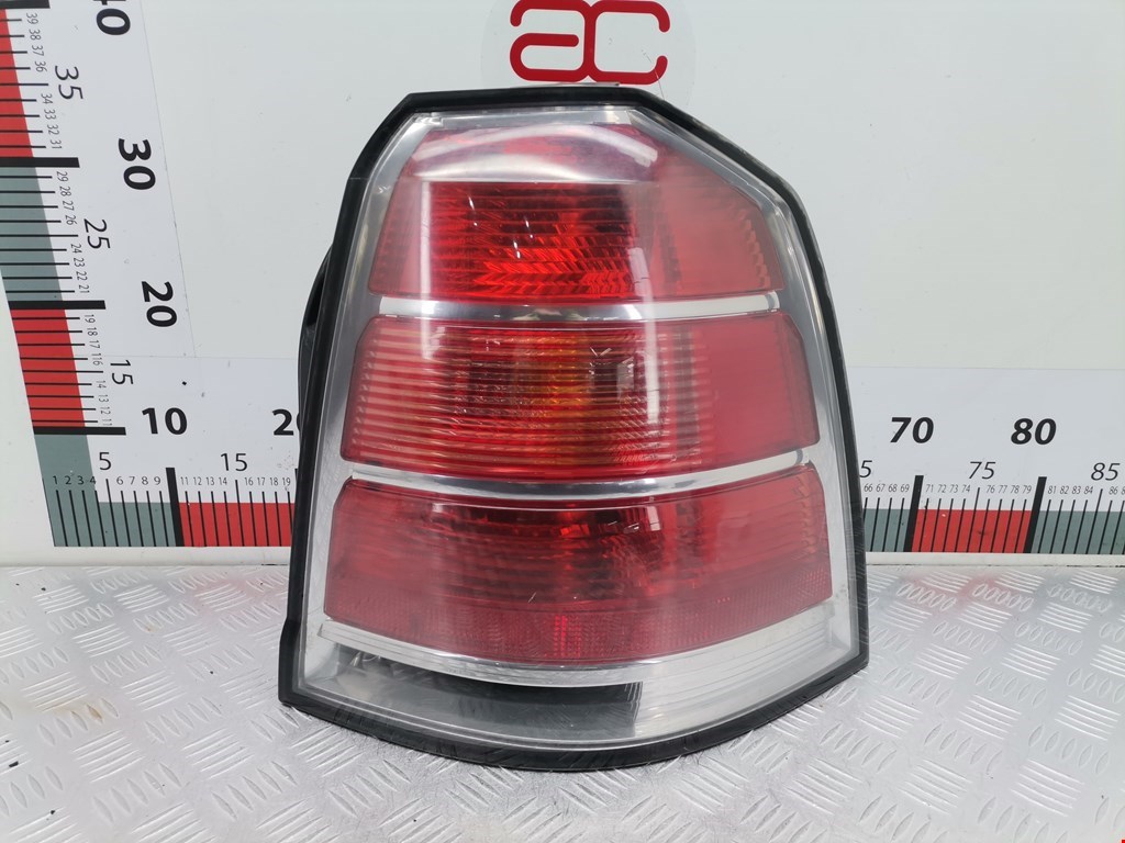 Фонарь задний правый OPEL Zafira B 2005-2012